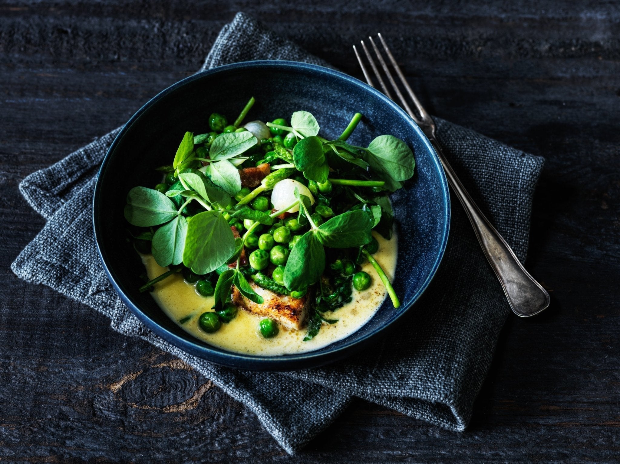 Stegt pighvar med ærter a la francaise - Gastrotools.dk